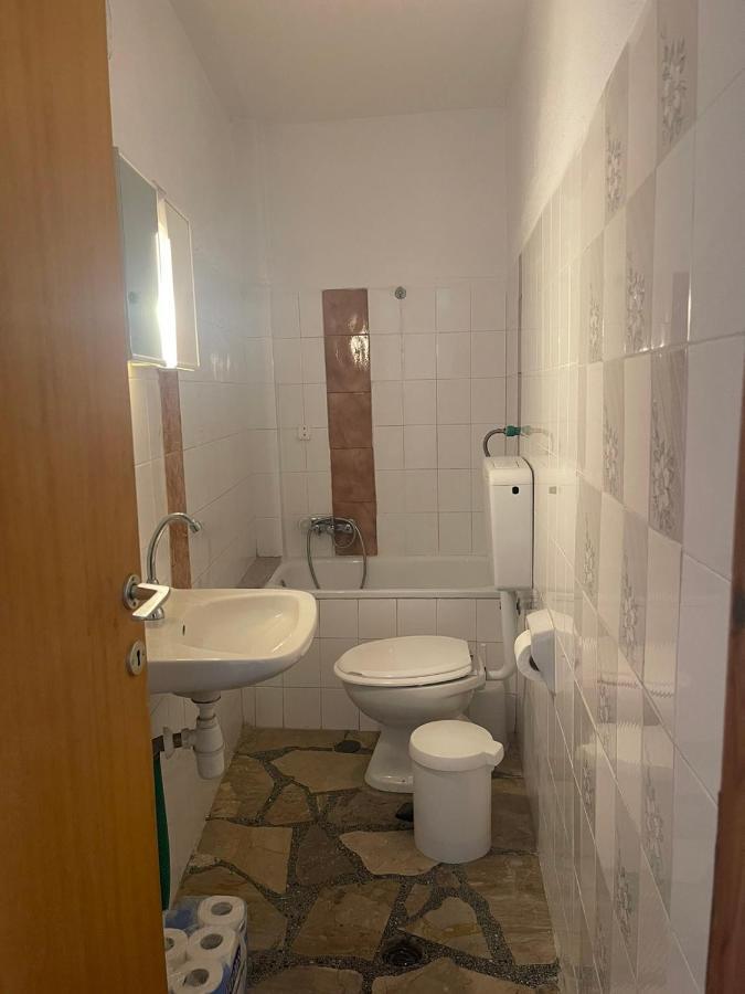 Exohi Apartments Vrasná Esterno foto