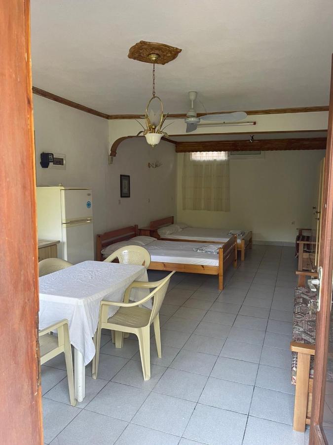 Exohi Apartments Vrasná Esterno foto
